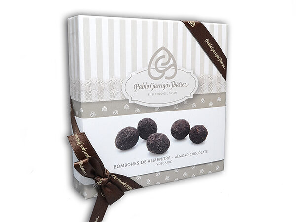 BOMBONES DE ALMENDRA VOLCANIC CHOCOLATE VINTAGE 120G.